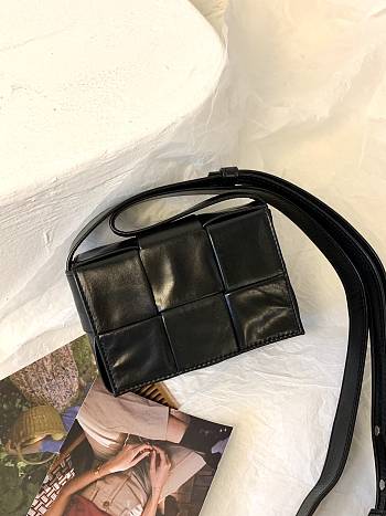 Bottega Veneta Cassette Intreccio Leather Cross-Body Bag Cobalt Black 578004 Size 12x8x4cm