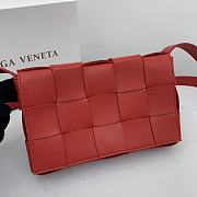 Bottega Veneta Cassette Intreccio Leather Cross-Body Bag Red 666870 Size 23x15x5cm - 5