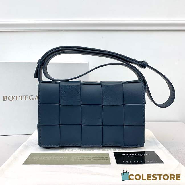 Bottega Veneta Cassette Intreccio Leather Cross-Body Bag Dark Blue 666870 Size 23x15x5cm - 1