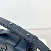 Bottega Veneta Cassette Intreccio Leather Cross-Body Bag Dark Blue 666870 Size 23x15x5cm - 5
