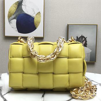 Bottega Veneta Cassette Cross-Body Bag In A Double-Face Maxi Weave Yellow 591970 Size 26x18x8cm