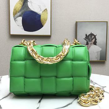 Bottega Veneta Cassette Cross-Body Bag In A Double-Face Maxi Weave Green 591970 Size 26x18x8cm