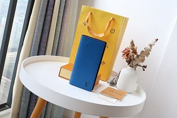 Louis Vuitton Brazza Wallet Epi Leather Blue M80788 Size 10x19x2cm