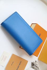 Louis Vuitton Brazza Wallet Epi Leather Blue M80788 Size 10x19x2cm - 6