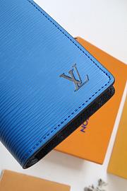 Louis Vuitton Brazza Wallet Epi Leather Blue M80788 Size 10x19x2cm - 2