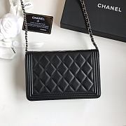 Chanel Lambskin WOC Chain 81969 Size 13×19.5×3.5cm - 5