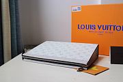 Louis Vuitton Pochette Voyage MM White M61692 Size 27×21×3cm - 6