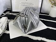 Chanel Cloud Bag Silver Size 22x17x10cm - 6