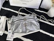 Chanel Cloud Bag Silver Size 22x17x10cm - 3