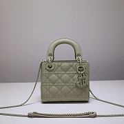 Lady Dior Matte Avocado Green M0538 Size 17cm - 1