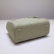 Lady Dior Matte Avocado Green M0538 Size 17cm - 5