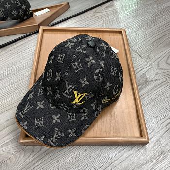 Louis Vuitton Hat