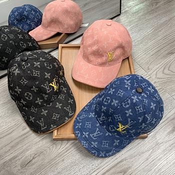 Louis Vuitton Multi Hat