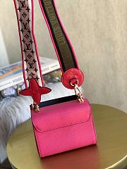 Louis Vuitton Twist Epi Leather In Pink M57050 Size 19x15x9cm - 4