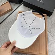Chanel Hat Black&White - 4