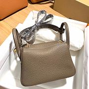 Hermes Mini Lindy Bag Grey - 4