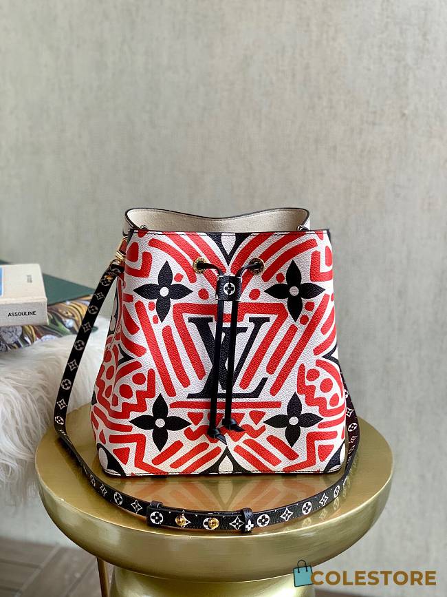 Louis Vuitton Crafty Néonoé Bucket Bag M45362 Size 26cm - 1