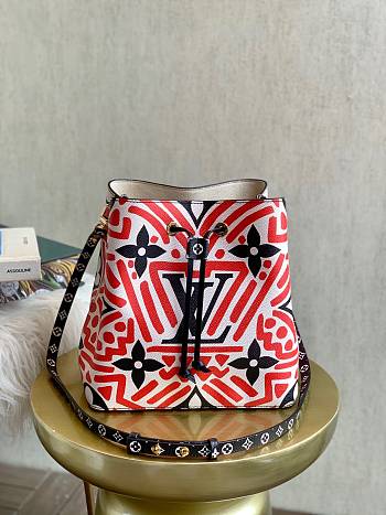 Louis Vuitton Crafty Néonoé Bucket Bag M45362 Size 26cm