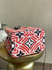 Louis Vuitton Crafty Néonoé Bucket Bag M45362 Size 26cm - 6