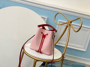 Louis Vuitton Néonoé BB Bucket Bag Epi Leather M57032 Size 20x20x13cm