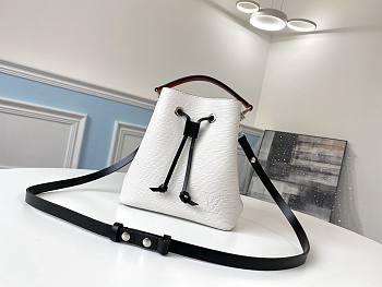 Louis Vuitton Néonoé BB Bucket Bag Epi Leather In White M57032 20cm