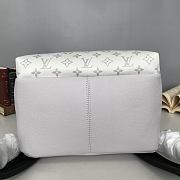 Louis Vuitton Discovery Backpack In White M30230 37cm - 2