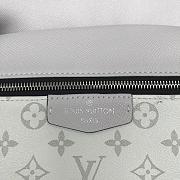 Louis Vuitton Discovery Backpack In White M30230 37cm - 4