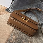 Ceiline Medium Triomphe Calfskin In Brown 18736 Size 22x16.5x7cm - 5