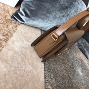 Ceiline Medium Triomphe Calfskin In Brown 18736 Size 22x16.5x7cm - 4