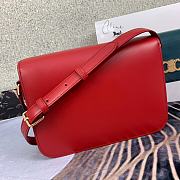 Ceiline Medium Triomphe Calfskin In Red 18736 Size 22x16.5x7cm - 2
