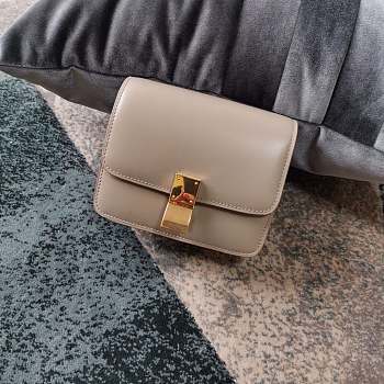 Ceiline Small Classic Box Calfskin In White 18918 Size 17cm