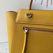 Ceiline Pico Belt Bag In Grained Calfskin Pollen 194263 Size 15x13x9 cm - 3