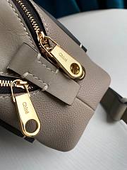 Chloe Mini Daria Chain Bag In Grained & Shiny Calfskin Grey CHC20 Size 22x9x18cm - 5