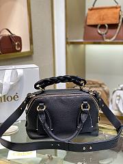 Chloe Mini Daria Chain Bag In Grained & Shiny Calfskin Full Blue CHC20 Size 22x9x18cm - 6