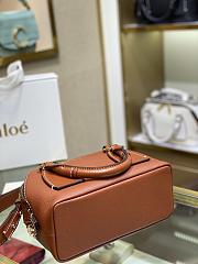 Chloe Mini Daria Chain Bag In Grained & Shiny Calfskin Sepia Brown CHC20 Size 22x9x18cm - 4