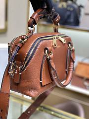 Chloe Mini Daria Chain Bag In Grained & Shiny Calfskin Sepia Brown CHC20 Size 22x9x18cm - 6