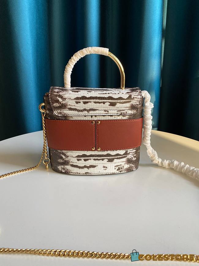 Chole Small Aby Lock Chain Bag Calfskin White & Brown CHC19 Size 16.5x7x15.5 cm - 1