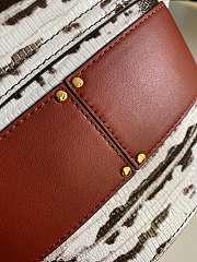 Chole Small Aby Lock Chain Bag Calfskin White & Brown CHC19 Size 16.5x7x15.5 cm - 3