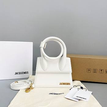 Jacquemus Le Chiquito White 18x15.5x8cm