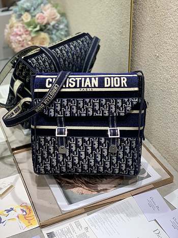 Dior Camp New Messenger Bag M9020 Size 27x28x11cm