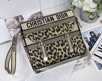 Dior Camp New Messenger Bag Leopard Print M1291 Size 27x28x11cm