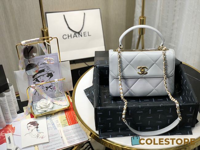 Chanel Square Layer Bag 92236 Size 25cm - 1