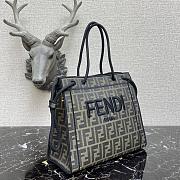 Fendi Roma Medium Tote Bag Contrasting Lines  - 4