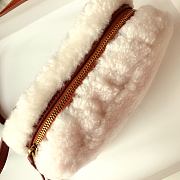 YSL Lou Belt Bag In White 534817 Size: 15.5x10.5x5.5cm - 4