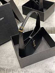 YSL Le5A7 Hobo Bag In Smooth Leather 6572282 Size: 25X14X6cm - 4