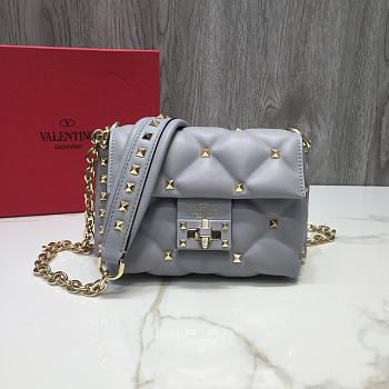 Valentino Garavani Candystud Bag Size: 17x13x 8cm