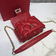 Valentino Garavani Candystud Bag In Red RW2B0 Size: 17x13x 8cm - 4