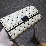 Valentino Rockstud Spike Clutch With Chain Bag In White ZW2B0 Size: 23.5 x 14.5 x 4.5cm - 6