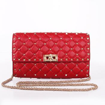 Valentino Rockstud Spike Clutch With Chain Bag In Red ZW2B0 Size: 23.5 x 14.5 x 4.5cm