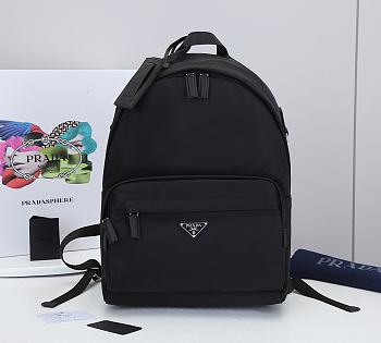 Prada Black Nylon Backpack 2VZ066 Size 40x29x17cm